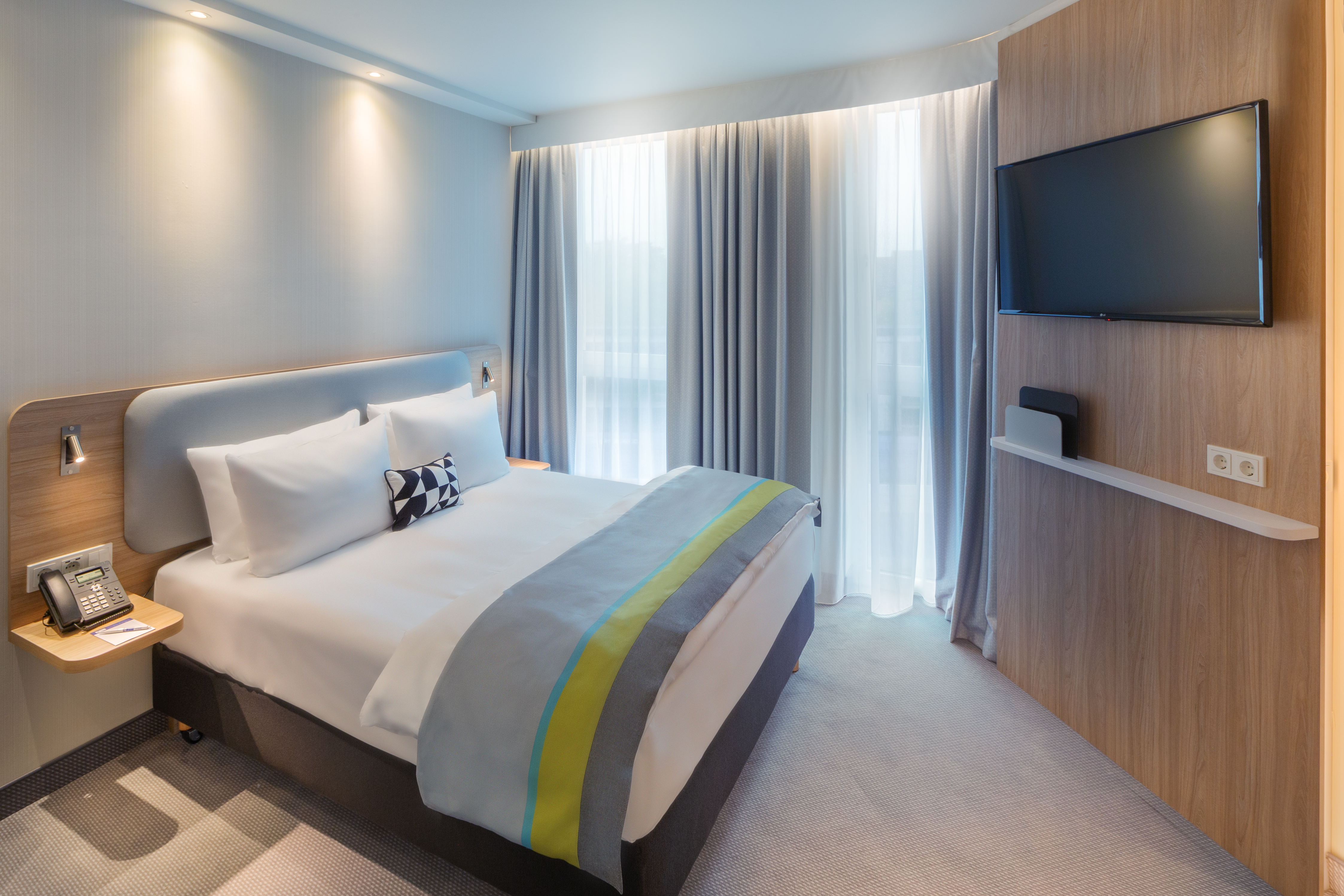 Holiday Inn Erlangen room